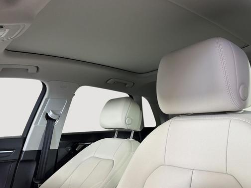 2025 Audi Q3 45 S line Premium Plus