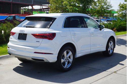2020 Audi Q3 45 Premium