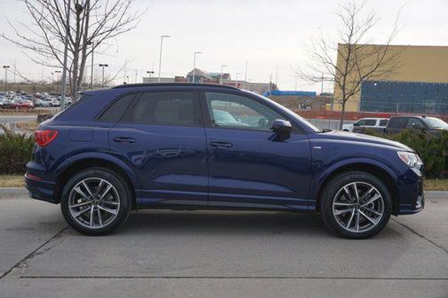 2025 Audi Q3 Premium 45 TFSI S line quattro Tiptronic