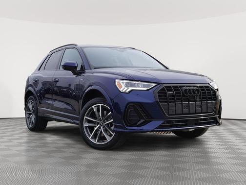 2025 Audi Q3 Premium 45 TFSI S line quattro Tiptronic
