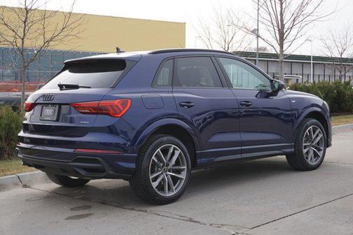 2025 Audi Q3 Premium 45 TFSI S line quattro Tiptronic