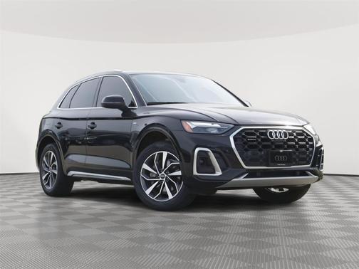 2023 Audi Q5 45 S line Premium Plus