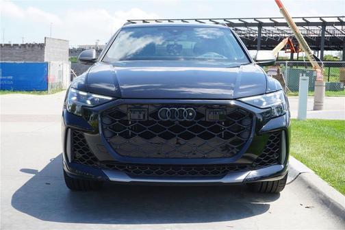 2025 Audi RS Q8 4.0T