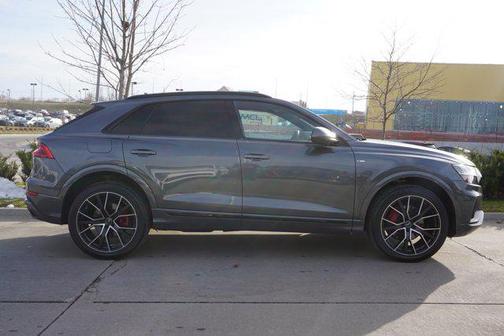 2022 Audi Q8 55 Premium Plus