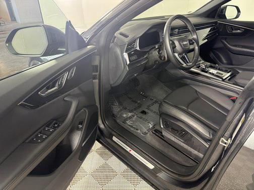 2022 Audi Q8 55 Premium Plus