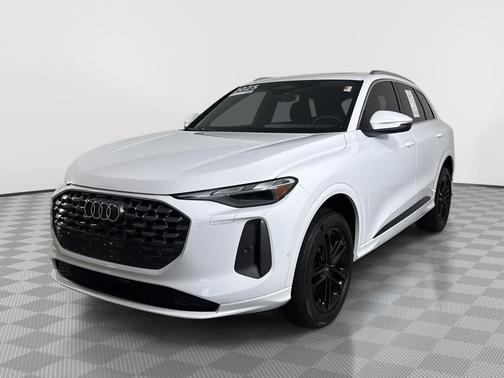 Arkona White 2025 Audi Q5 Premium TFSI quattro S tronic