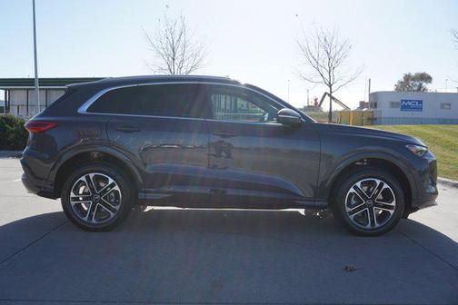 2025 Audi Q5 Premium TFSI quattro S tronic