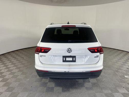 2018 Volkswagen Tiguan 2.0T SEL