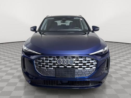 2025 Audi Q5 Premium TFSI quattro S tronic