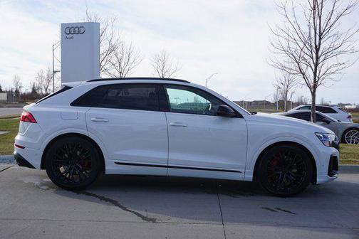 2026 Audi SQ8 4.0T Prestige
