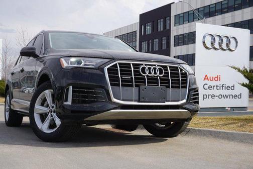 2022 Audi Q7 55 Premium