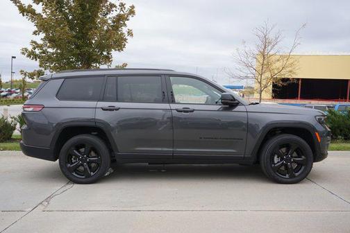 2022 Jeep Grand Cherokee L Altitude
