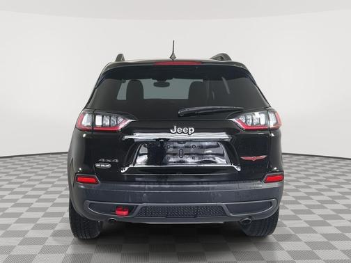 2020 Jeep Cherokee Trailhawk