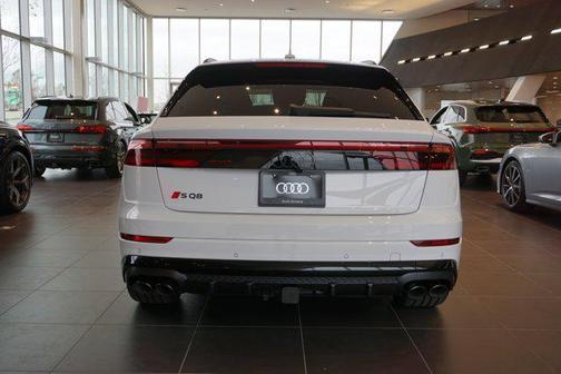 2026 Audi SQ8 4.0T Premium Plus