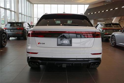 2026 Audi SQ8 4.0T Premium Plus