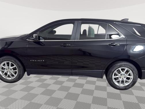 Mosaic Black Metallic 2022 Chevrolet Equinox 1LT