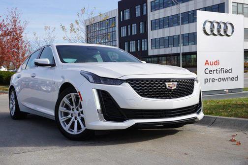 2022 Cadillac CT5 Luxury