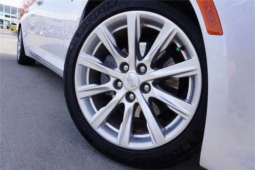 2022 Cadillac CT5 Luxury