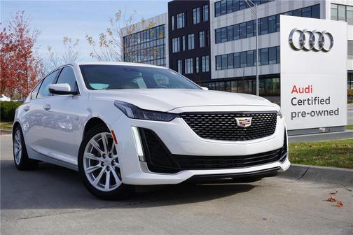 2022 Cadillac CT5 Luxury