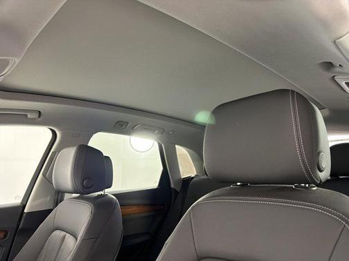 2022 Audi Q5 45 S line Premium Plus