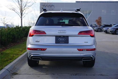 2022 Audi Q5 45 S line Premium Plus
