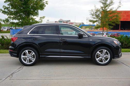 2020 Audi Q3 45 S line Premium
