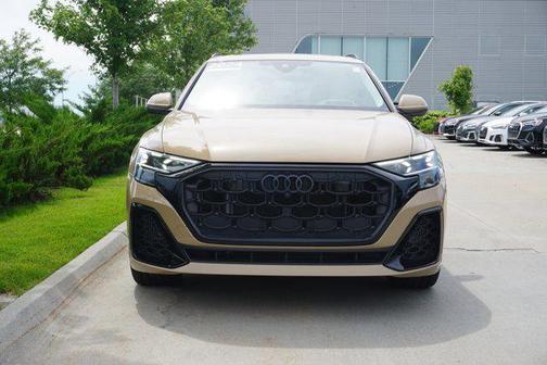 2024 Audi Q8 55 Prestige