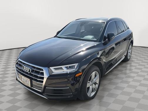 Brilliant Black 2019 Audi Q5 2.0T Premium Plus