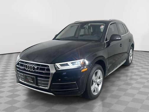 Brilliant Black 2019 Audi Q5 2.0T Premium Plus