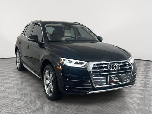 Brilliant Black 2019 Audi Q5 2.0T Premium Plus