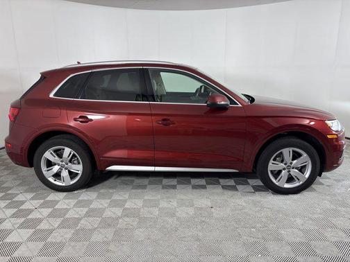 2019 Audi Q5 2.0T Premium Plus
