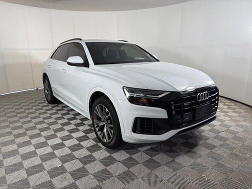2020 Audi Q8 55 Premium