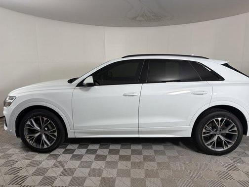 2020 Audi Q8 55 Premium