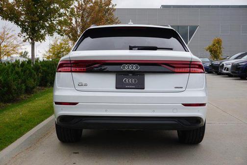 2020 Audi Q8 55 Premium