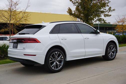 2020 Audi Q8 55 Premium