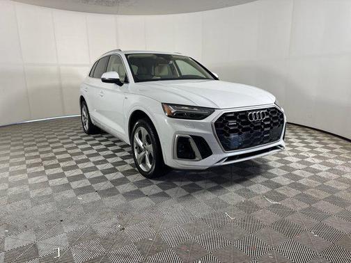 2024 Audi Q5 45 S line Prestige