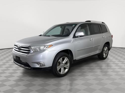 Classic Silver Metallic 2012 Toyota Highlander Limited