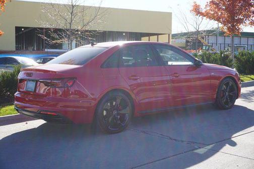 2022 Audi A4 Prestige 45 TFSI S line quattro S tronic