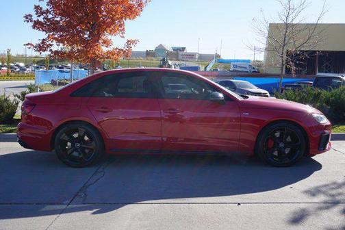 2022 Audi A4 Prestige 45 TFSI S line quattro S tronic