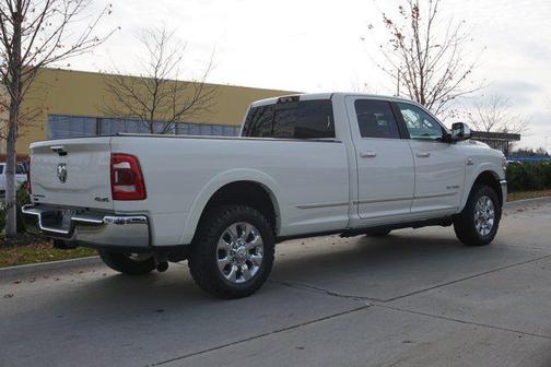 2022 RAM 3500 Limited Crew Cab 4x4 8' Box