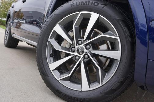 2025 Audi Q5 45 S line Prestige