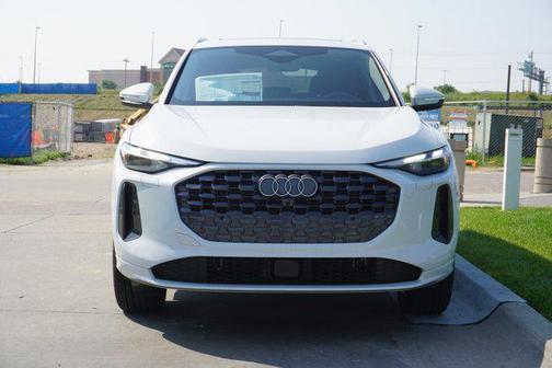 2025 Audi Q5 Premium