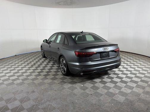 2023 Audi A4 45 S line Premium Plus
