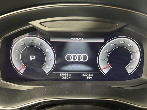 2023 Audi Q7 55 Premium