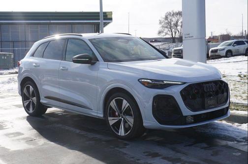 2025 Audi SQ5 3.0T Premium Plus