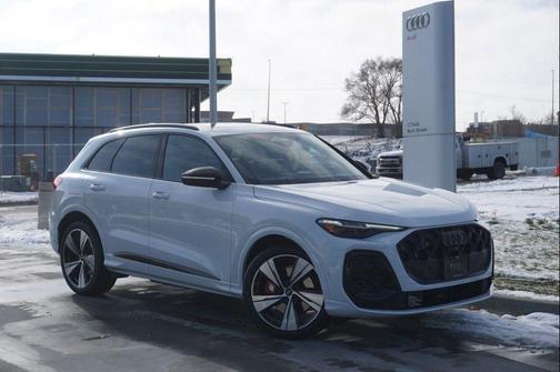 2025 Audi SQ5 3.0T Premium Plus