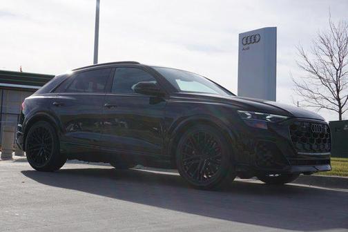 2026 Audi SQ8 4.0T Prestige