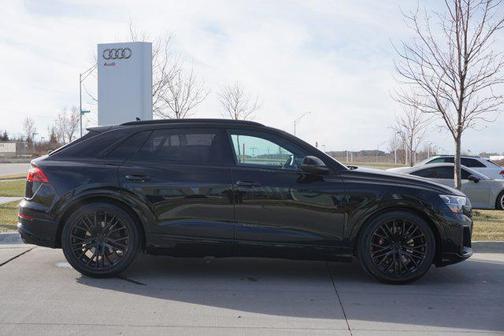 2026 Audi SQ8 4.0T Prestige