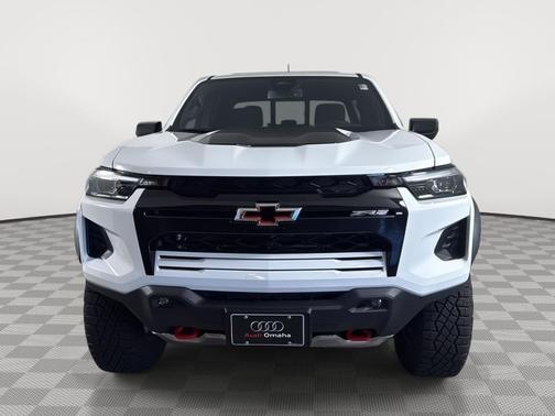 Summit White 2026 Chevrolet Colorado ZR2