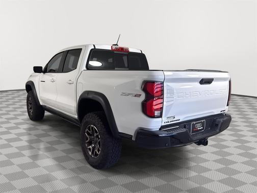 Summit White 2026 Chevrolet Colorado ZR2